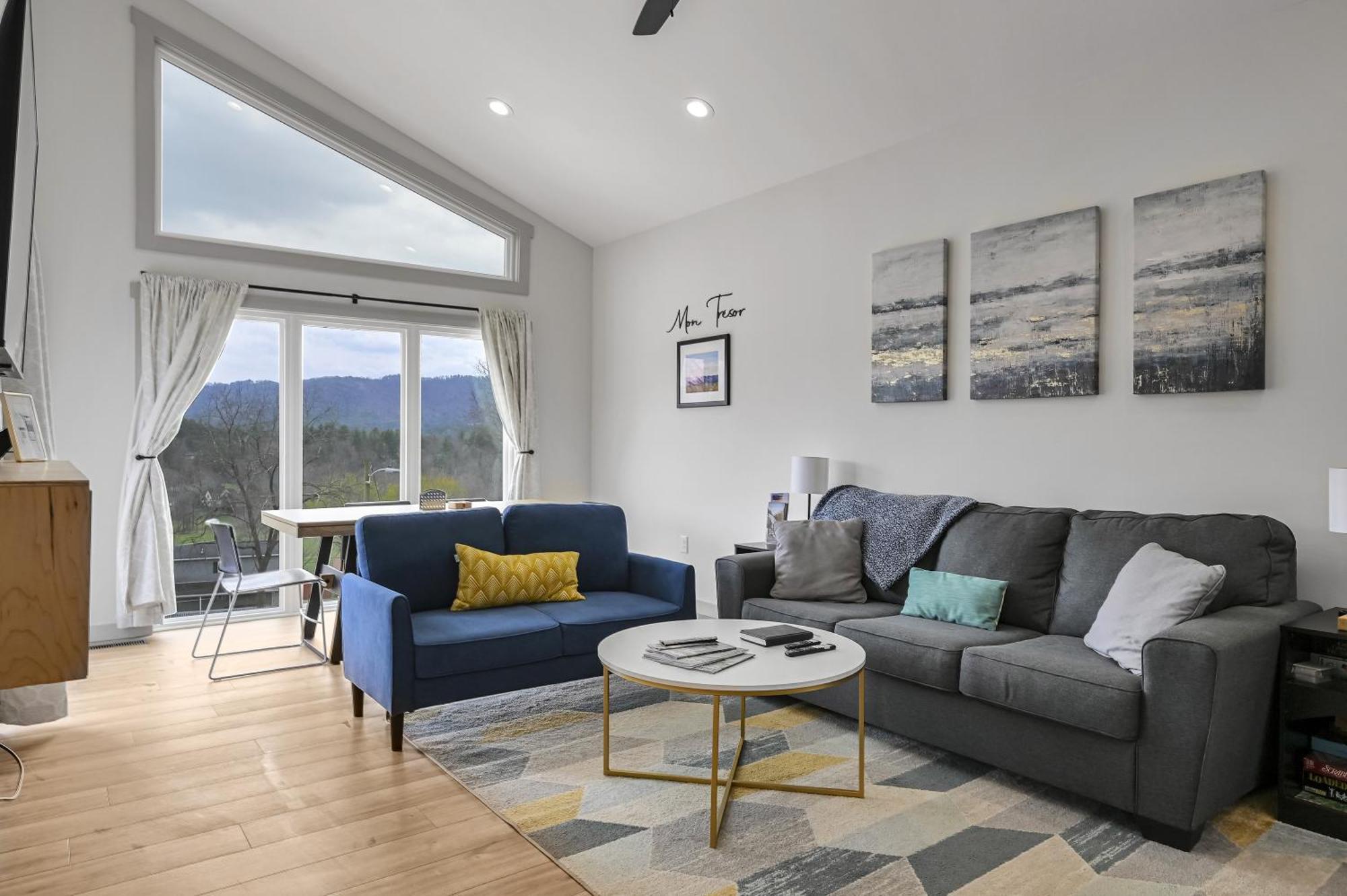 הוילה Weaverville Mon Tresor, Modern Mountain Views With Deck מראה חיצוני תמונה