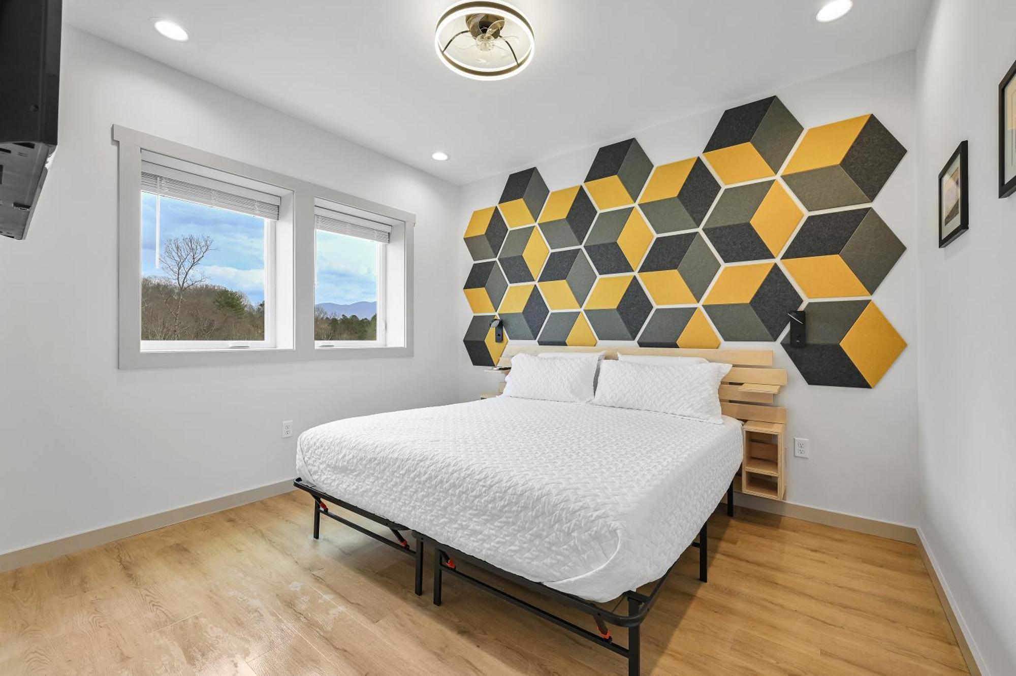 הוילה Weaverville Mon Tresor, Modern Mountain Views With Deck מראה חיצוני תמונה