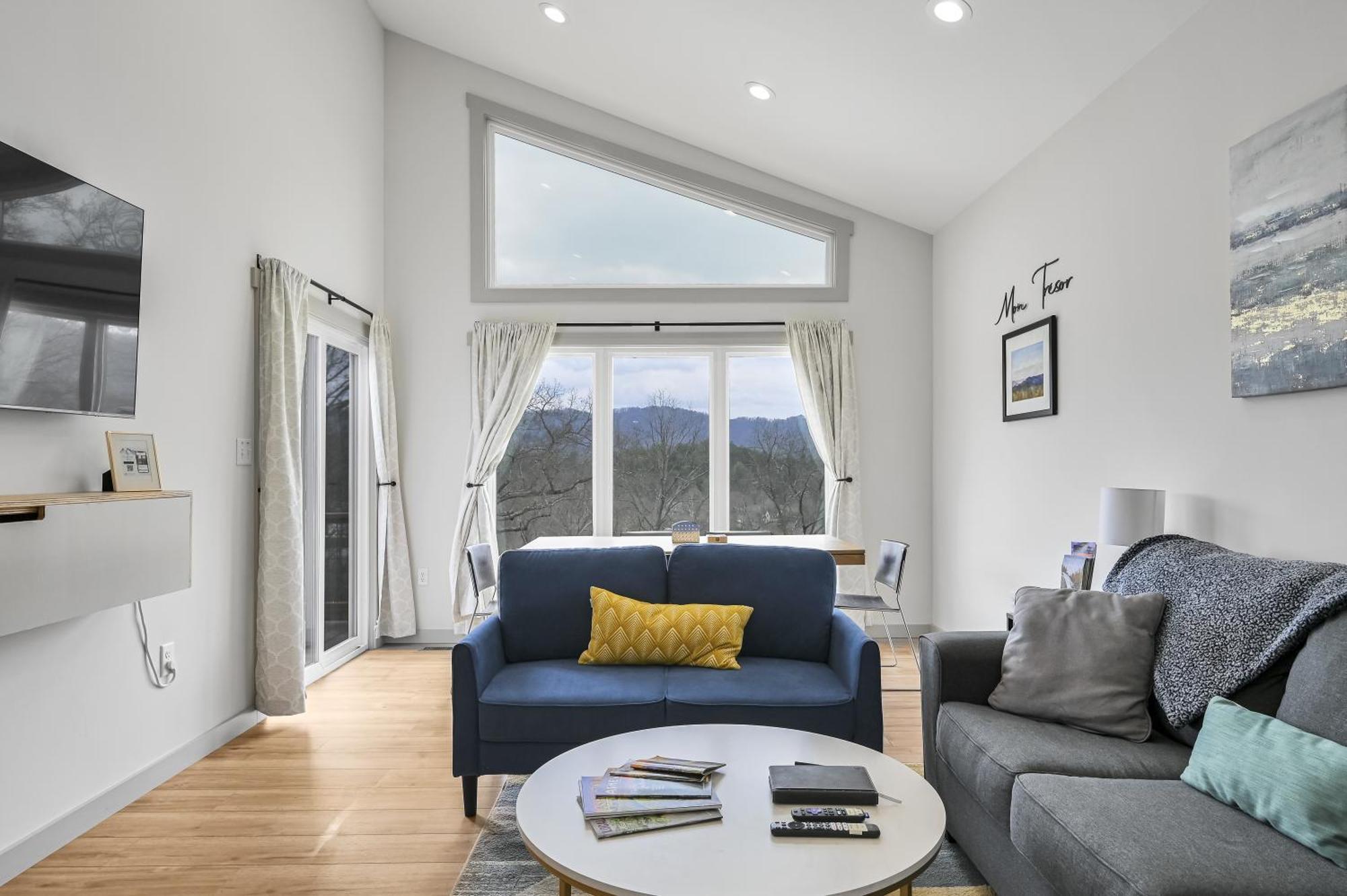 הוילה Weaverville Mon Tresor, Modern Mountain Views With Deck מראה חיצוני תמונה