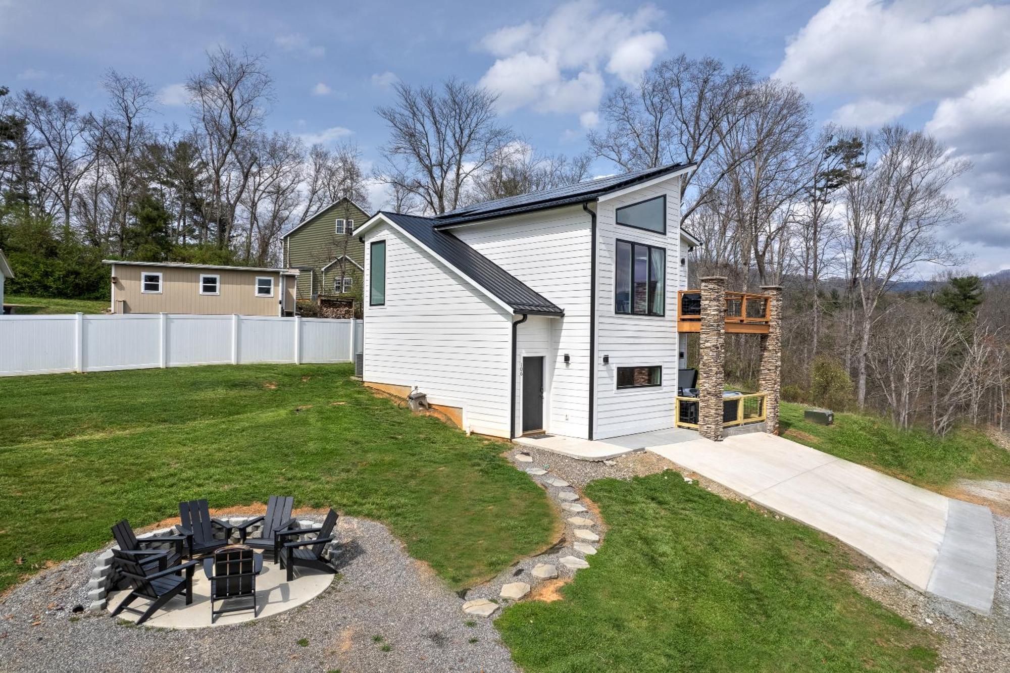הוילה Weaverville Mon Tresor, Modern Mountain Views With Deck מראה חיצוני תמונה