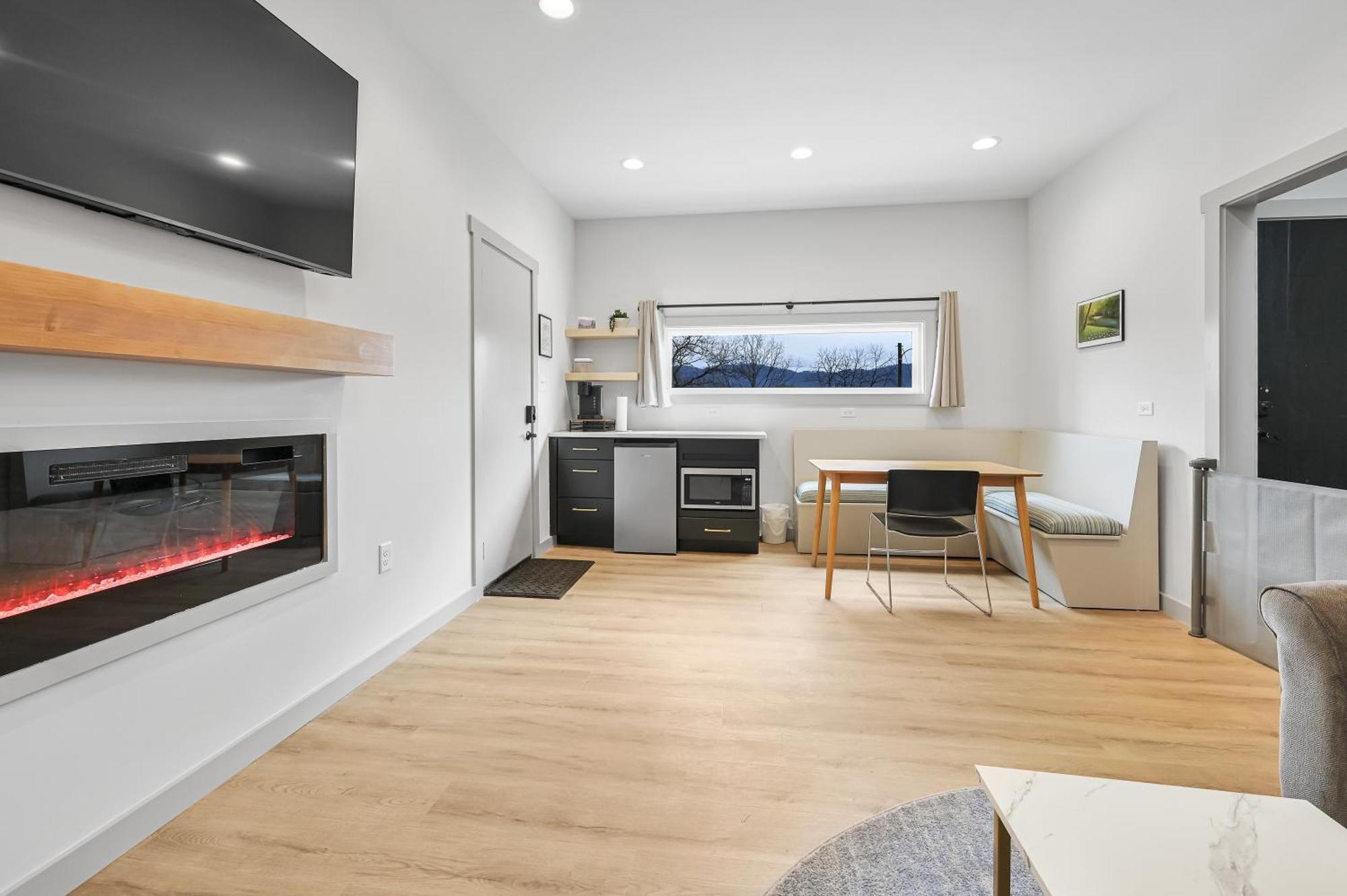 הוילה Weaverville Mon Tresor, Modern Mountain Views With Deck מראה חיצוני תמונה